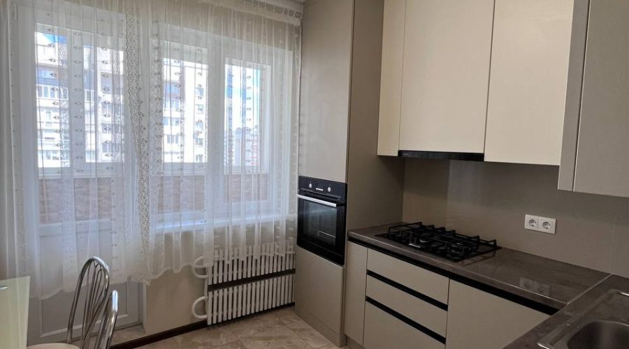 Оренда 2 кімнати 55 кв. м. Кармелюка (Озерна) Хмельницький