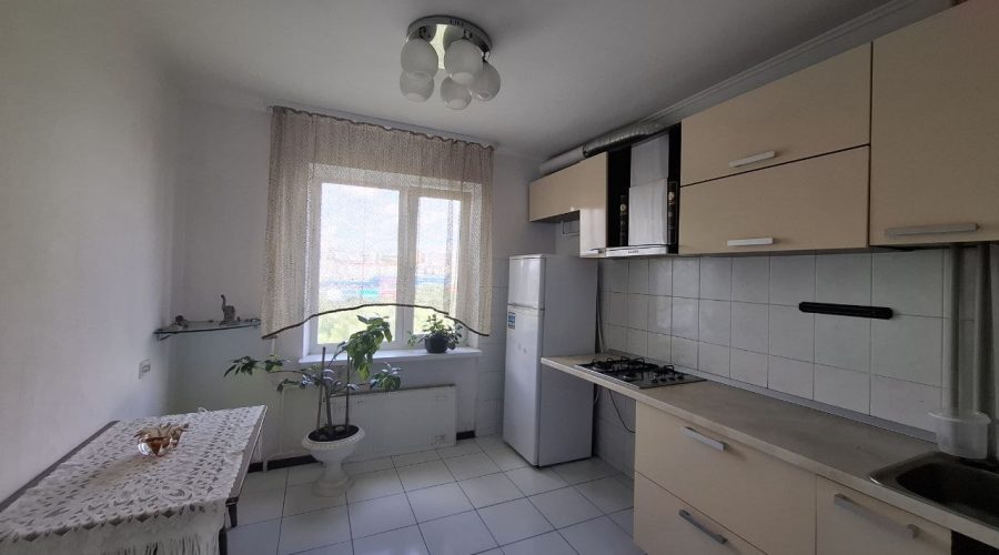 Продаж квартири 3 кімнати 63 кв. м. Прибузька (Центр) Хмельницький
