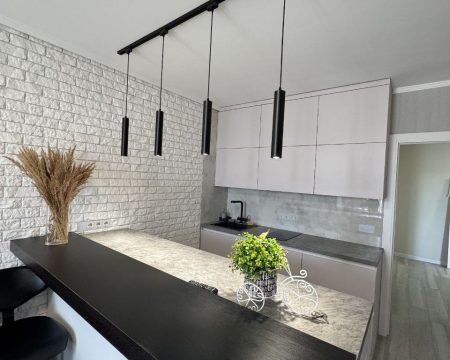 Продаж квартири 2 кімнати 77 кв. м. ЖК Парфенон (Озерна) Хмельницький
