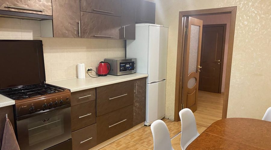 Продаж квартири 2 кімнати 68 кв. м. Староконстантинівське Шосе (Виставка) Хмельницький