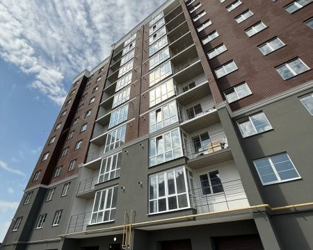 Продаж квартири 1 кімната 45 кв. м. ЖК Амстердам (Озерна) Хмельницький