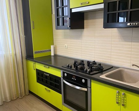 Продаж квартири 2 кімнати 65 кв. м. Лісогринівецька (Озерна) Хмельницький