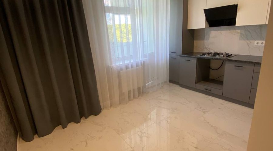 Продаж квартири 1 кімната 48 кв. м. Лісогринівецька (Озерна) Хмельницький