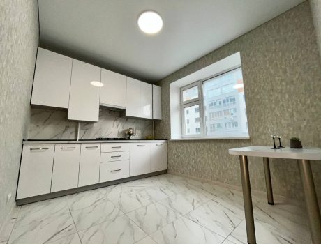 Продаж квартири 1 кімната 44 кв. м. ЖК Авіла (Виставка) Хмельницький