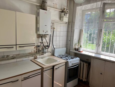 Продаж квартири 3 кімнати 49 кв. м. (Виставка) Хмельницький