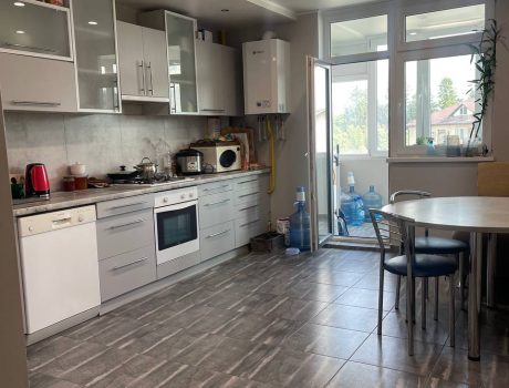 Продаж квартири 2 кімнати 76 кв. м. Ланова (Центр) Хмельницький