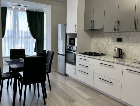 Оренда 2 кімнати 75 кв. м. (Виставка) Хмельницький