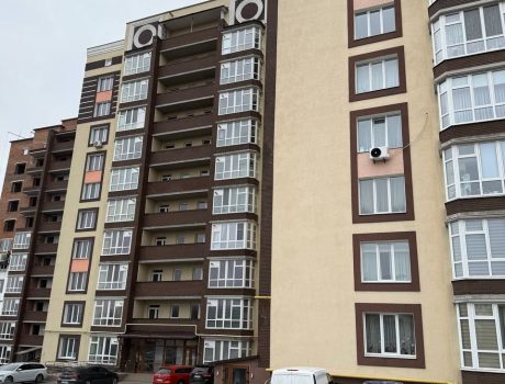 Продаж квартири 2 кімнати 69 кв. м. ЖК Барбарис (Виставка) Хмельницький