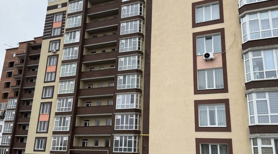 Продаж квартири 2 кімнати 69 кв. м. ЖК Барбарис (Виставка) Хмельницький