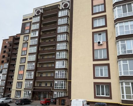 Продаж квартири 2 кімнати 68 кв. м. ЖК Барбарис (Виставка) Хмельницький