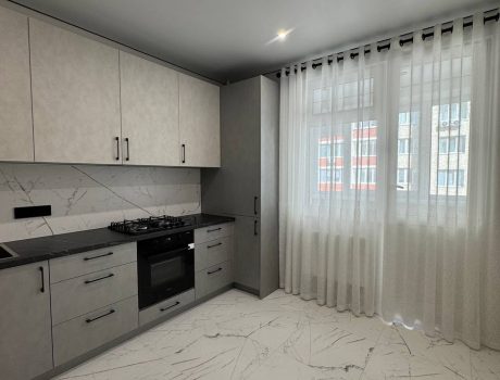 Продаж квартири 1 кімната 46 кв. м. Кармелюка (Озерна) Хмельницький