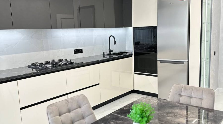 Продаж квартири 2 кімнати 76 кв. м. ЖК Авіла Комфорт ІІ (Виставка) Хмельницький