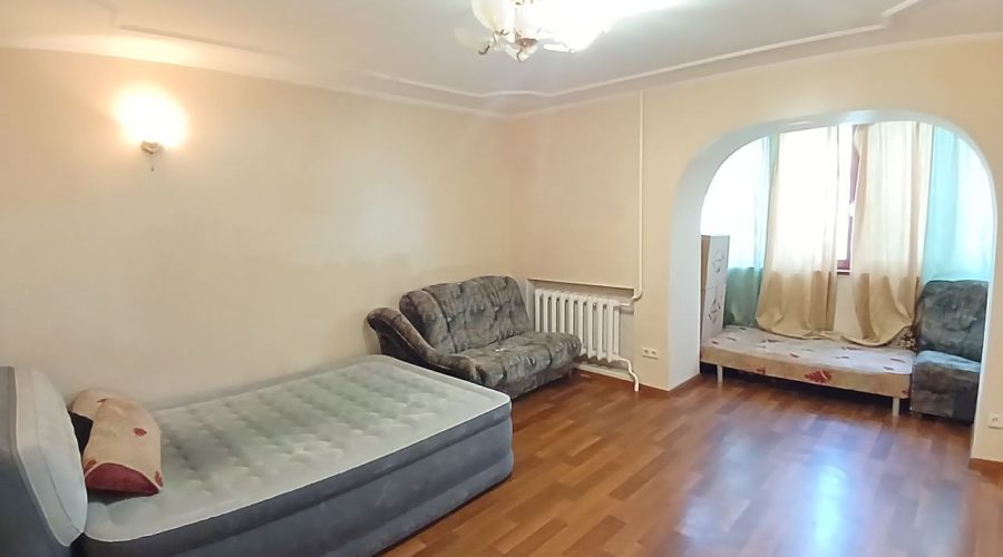 Продаж квартири 3 кімнати 67 кв. м. Бандери (Виставка) Хмельницький