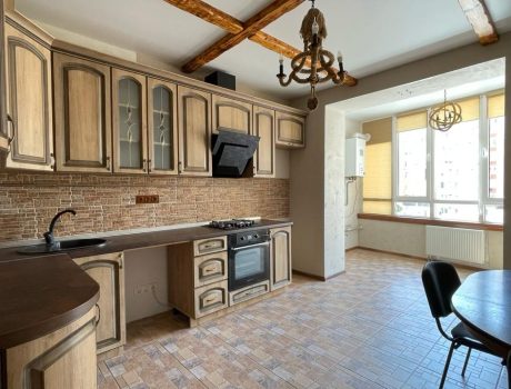 Продаж квартири 2 кімнати 72 кв. м. (Озерна) Хмельницький