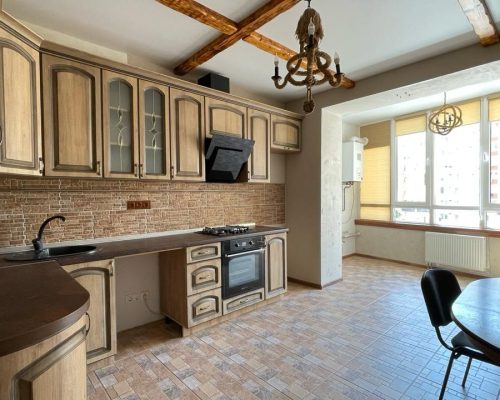 Продаж квартири 2 кімнати 72 кв. м. (Озерна) Хмельницький