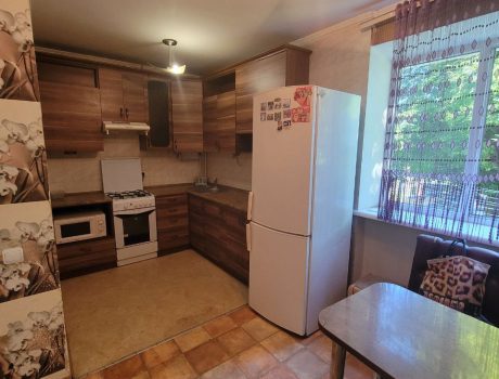 Продаж квартири 3 кімнати 49 кв. м. Проспект Миру (Виставка) Хмельницький