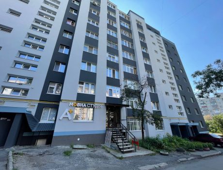 Продаж квартири 2 кімнати 46 кв. м. Зарічанська (Виставка) Хмельницький