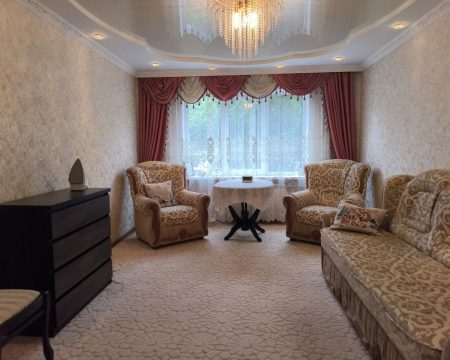 Продаж квартири 3 кімнати 64 кв. м. Прибузька (Виставка) Хмельницький