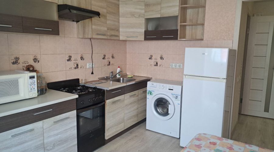 Продаж квартири 1 кімната 40 кв. м. (Озерна) Хмельницький
