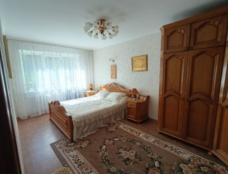 Продаж квартири 4 кімнати 90 кв. м. (Південно-Захід) Хмельницький
