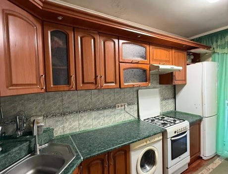 Продаж квартири 3 кімнати 63 кв. м. Прибузька (Центр) Хмельницький