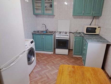 Оренда 3 кімнати Прибузька (Виставка) Хмельницький