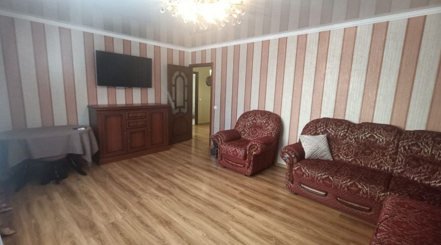 Оренда 2 кімнати 68 кв. м. Лісогринівецька (Озерна) Хмельницький