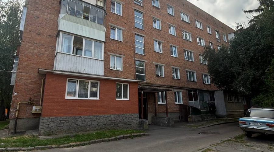 Продаж квартири 1 кімната 29 кв. м. Спортивна (Заготзерно) Хмельницький
