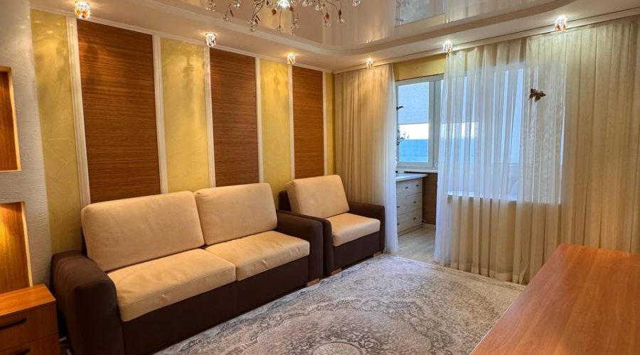 Продаж квартири 2 кімнати 50 кв. м. Курчатова (Гречани) Хмельницький