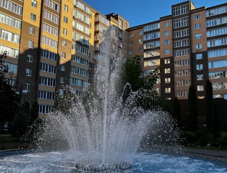 Продаж квартири 2 кімнати 75 кв. м. ЖК Набережний квартал (Виставка) Хмельницький