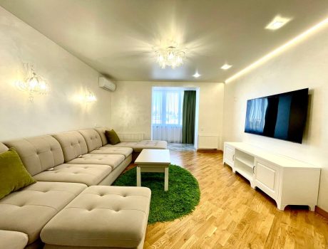 Оренда 3 кімнати 102 кв. м. Старокост.шосе (Виставка) Хмельницький
