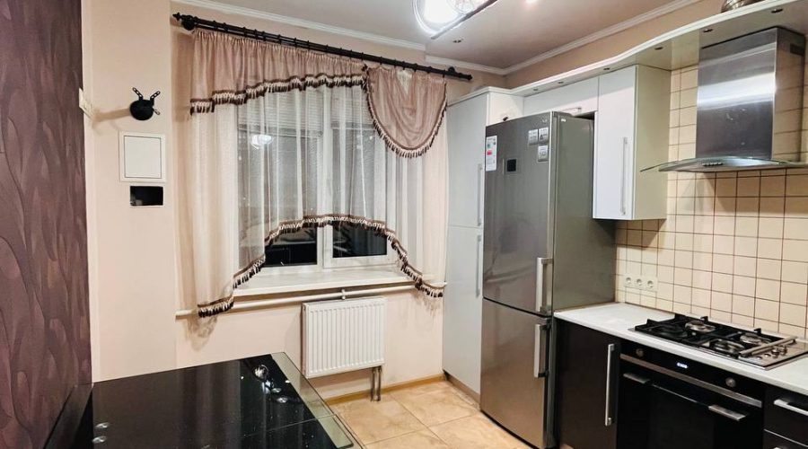 Продаж квартири 2 кімнати 57 кв. м. Старокост. шосе (Виставка) Хмельницький