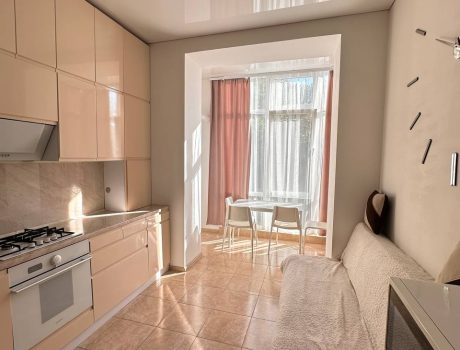 Продаж квартири 2 кімнати 70 кв. м. Старокост. шосе (Виставка) Хмельницький