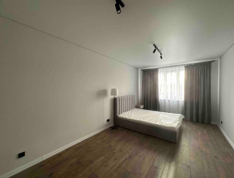 Продаж квартири 1 кімната 47 кв. м. Лісогринівецька (Озерна) Хмельницький