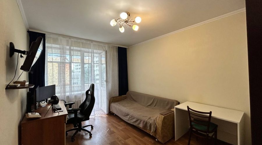Продаж квартири 2 кімнати 43 кв. м. Франка (Центр) Хмельницький