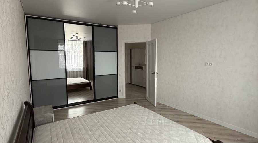 Продаж квартири 2 кімнати 65 кв. м. ЖК “Парфенон” (Озерна) Хмельницький