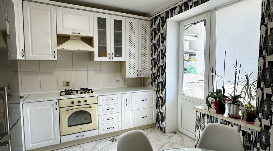 Продаж квартири 2 кімнати 62 кв. м. ЖК Барви (Озерна) Хмельницький