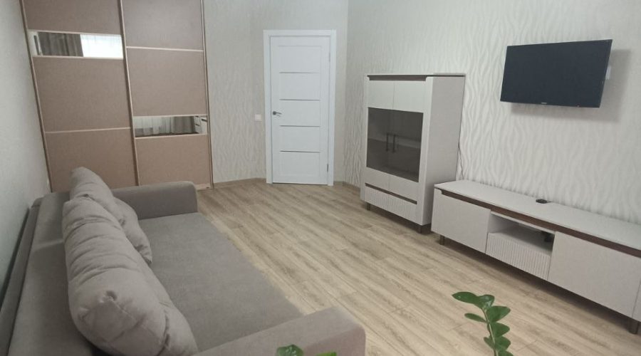 Оренда 1 кімната 47 кв. м. Старокост.шосе (Виставка) Хмельницький