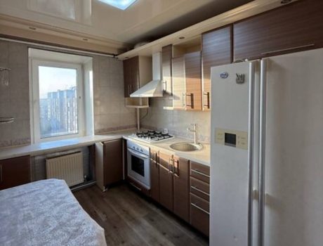 Продаж квартири 3 кімнати 65 кв. м. Панаса Мирного (Озерна) Хмельницький
