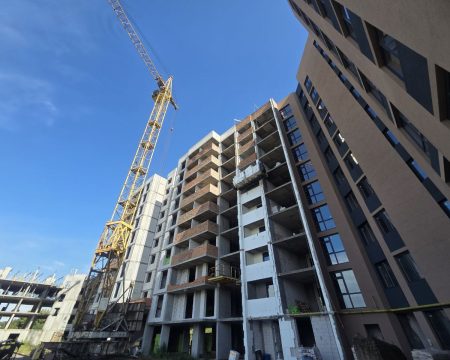 Продаж квартири 2 кімнати 68 кв. м. Трудова (Виставка) Хмельницький