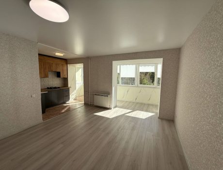 Продаж квартири 1 кімната 44 кв. м. Кам’янецька (Центр) Хмельницький