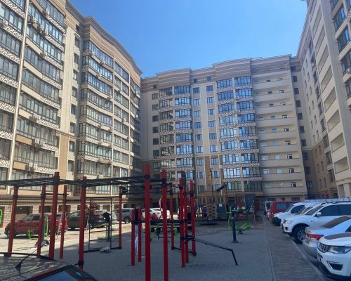 Продаж квартири 2 кімнати 69 кв. м. Жк Вишиванка (Центр) Хмельницький