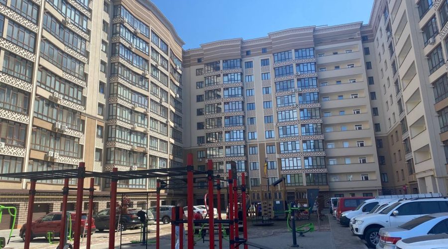Продаж квартири 2 кімнати 69 кв. м. Жк Вишиванка (Центр) Хмельницький