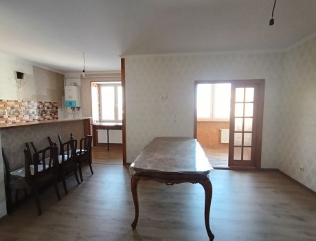 Продаж квартири 2 кімнати 73 кв. м. ЖК Корона Дубово (Дубове) Хмельницький