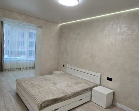 Продаж квартири 1 кімната 43 кв. м. Жк Авіла Сіті (Озерна) Хмельницький