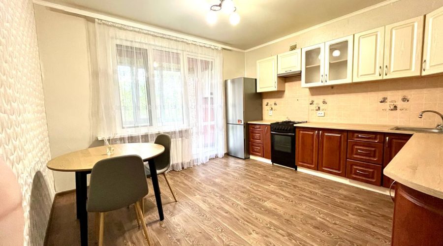 Оренда 1 кімната 54 кв. м. ЖК Олімпійський (Виставка) Хмельницький