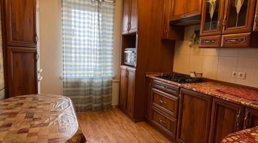 Продаж квартири 3 кімнати 67 кв. м. Водопровідна (Центр) Хмельницький