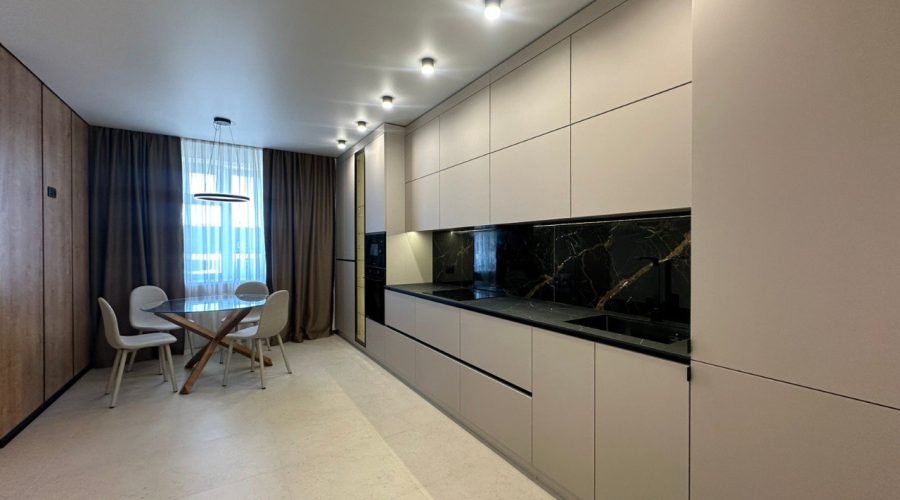 Продаж квартири 2 кімнати 68 кв. м. Лісогринівецька (Озерна) Хмельницький