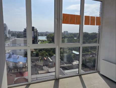 Продаж квартири 2 кімнати 73 кв. м. ЖК Гармонія-2 (Виставка) Хмельницький