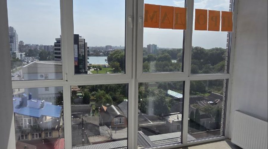 Продаж квартири 2 кімнати 73 кв. м. ЖК Гармонія-2 (Виставка) Хмельницький